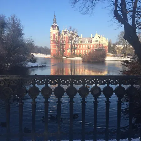 Rast Am Park Apartmán *